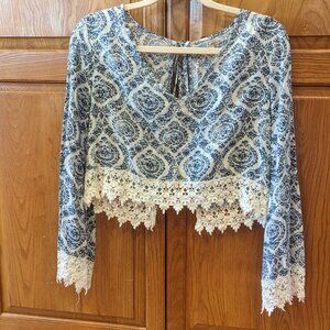 Cecico Cropped Open Back Top in Size Medium